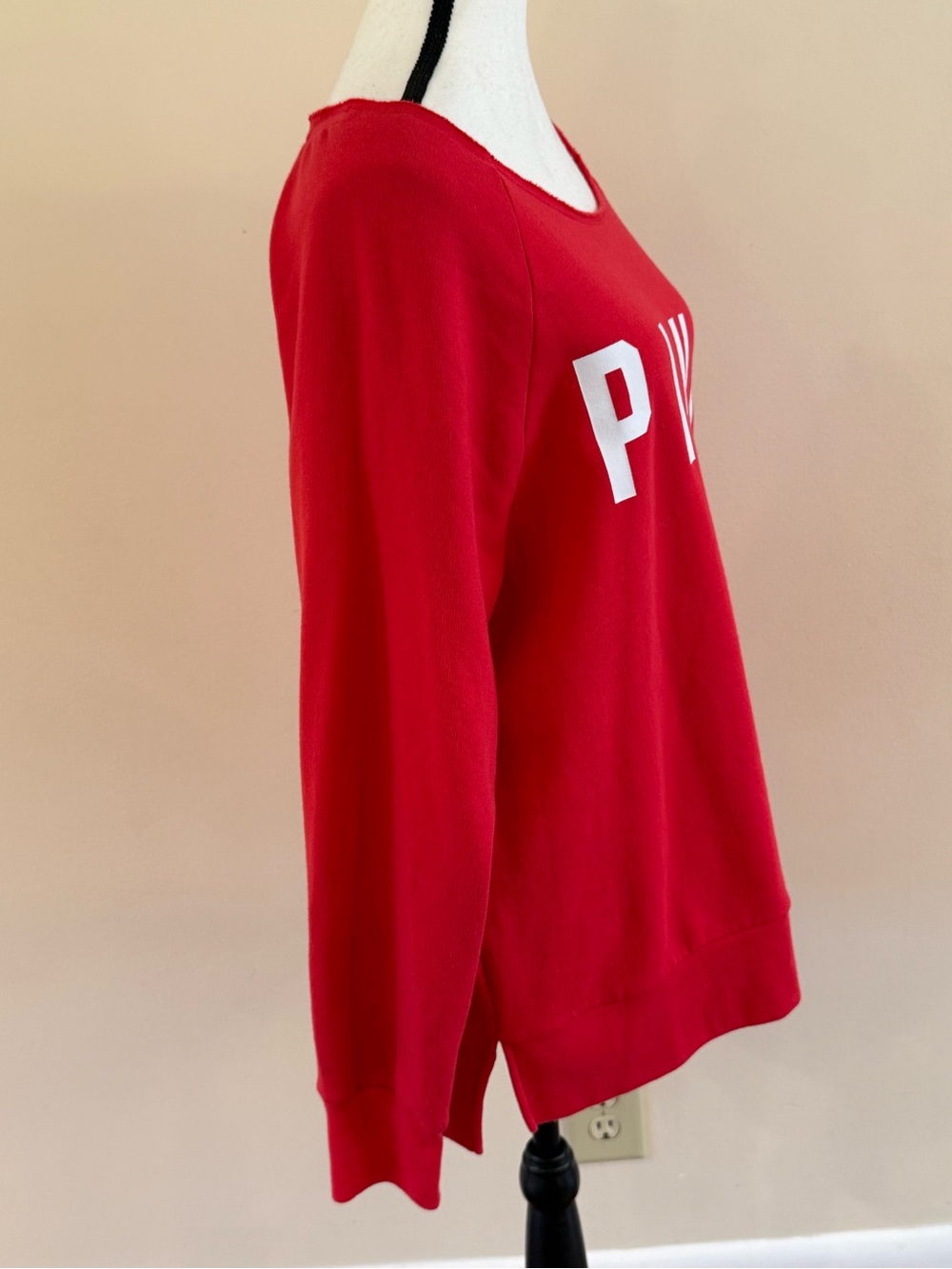 PINK Victoria's Secret Red Off-Shoulder Logo Sweatshirt size Small - Picture 2 of 5